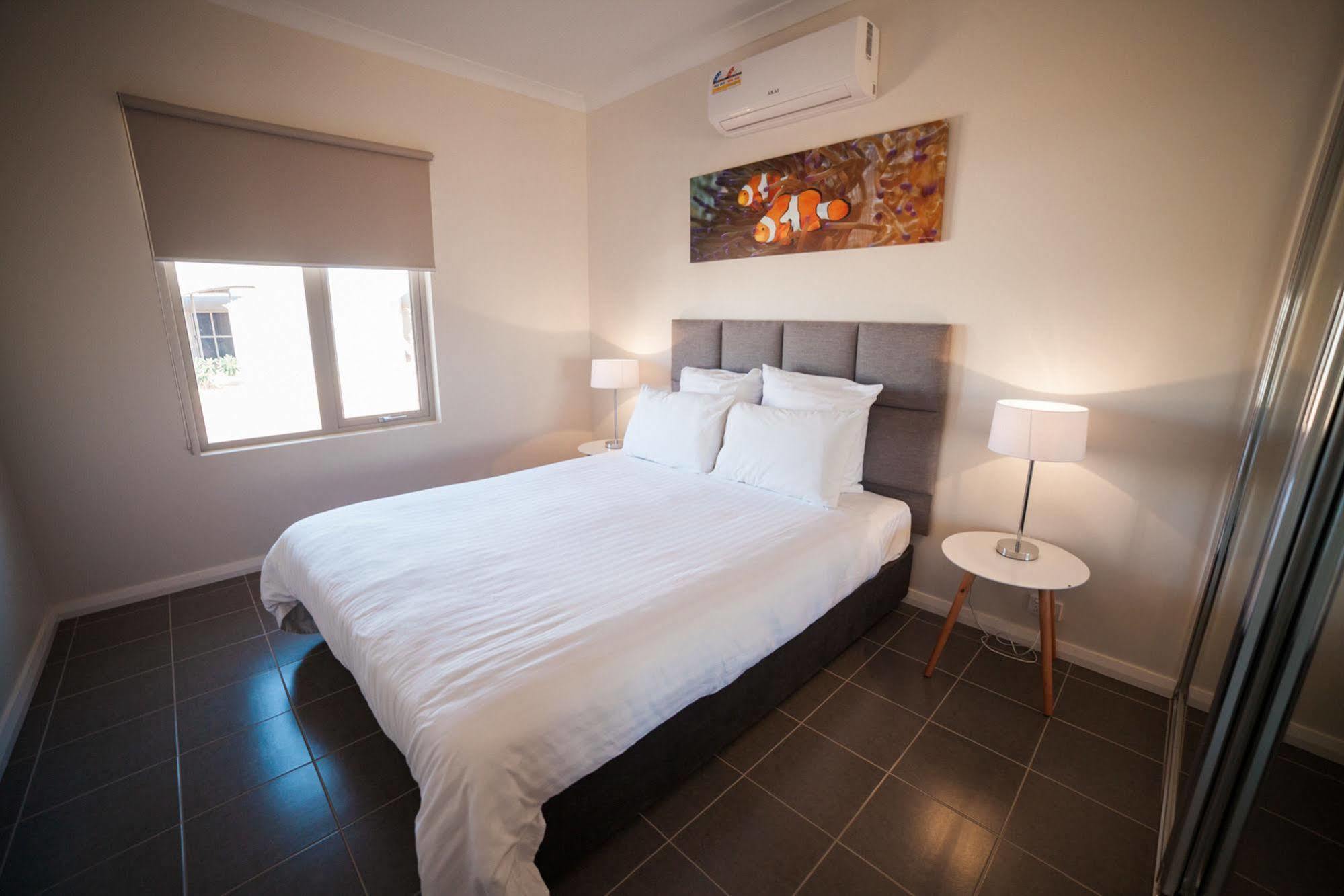Exmouth Escape Resort Экстерьер фото
