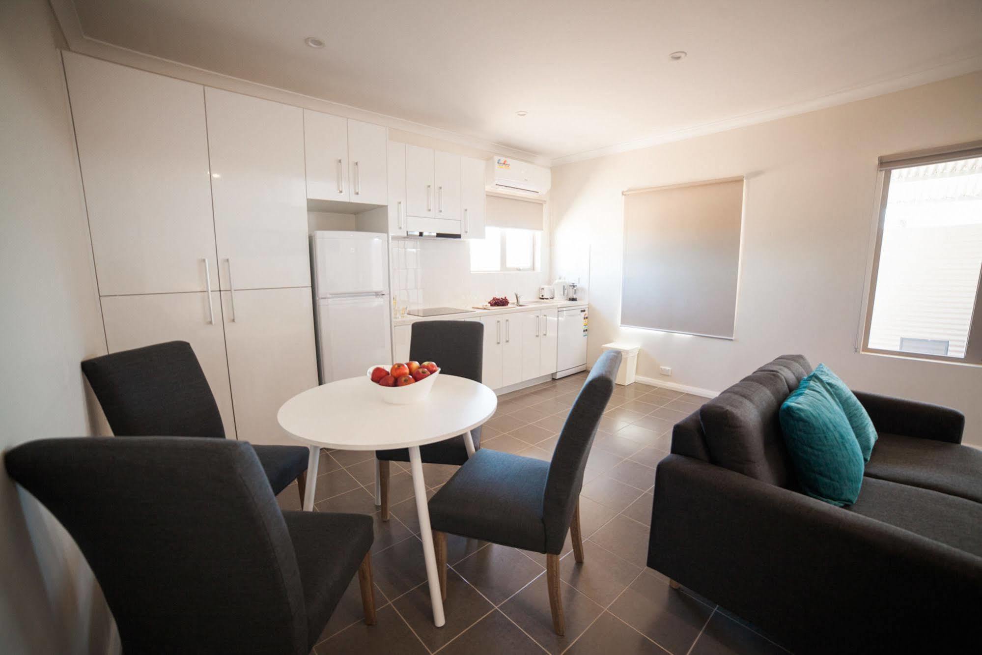 Exmouth Escape Resort Экстерьер фото